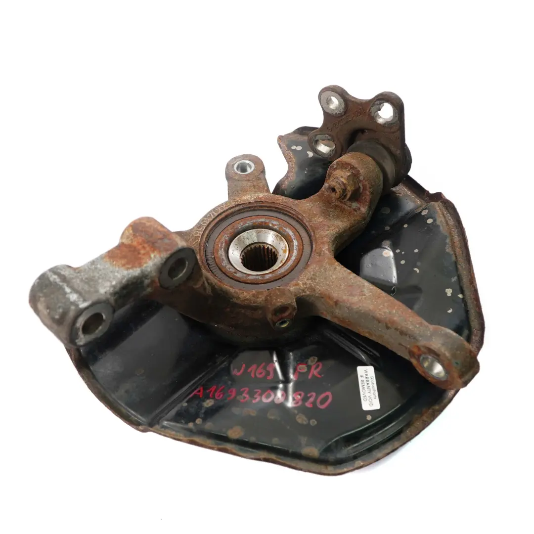 Zwrotnica Piasta Koła Prawy Przód do Mercedes W169 W245 o numerze A1693300820 Mercedes W169 W245 Zwrotnica Piasta Koła Prawy Przód - SKU A1693300820 - Numer Części A1693300820