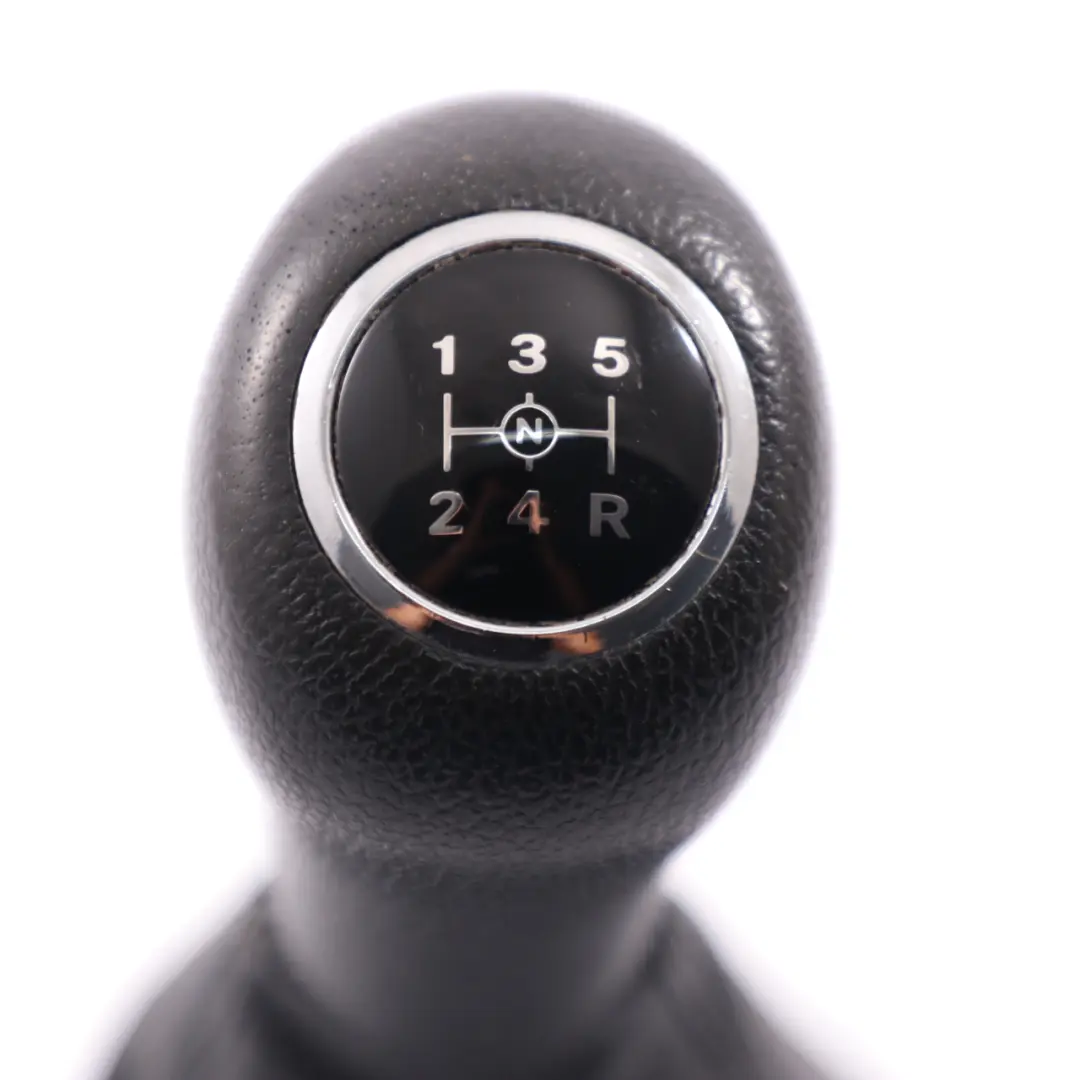 Schalthebel Wählhebel knopf 5-Gang Schwarz Leder für Mercedes W169 mit Teilenummer A1693644410 Mercedes W169 Schalthebel Wählhebel knopf 5-Gang Schwarz Leder - SKU A1693644410 - Teilenummer A1693644410