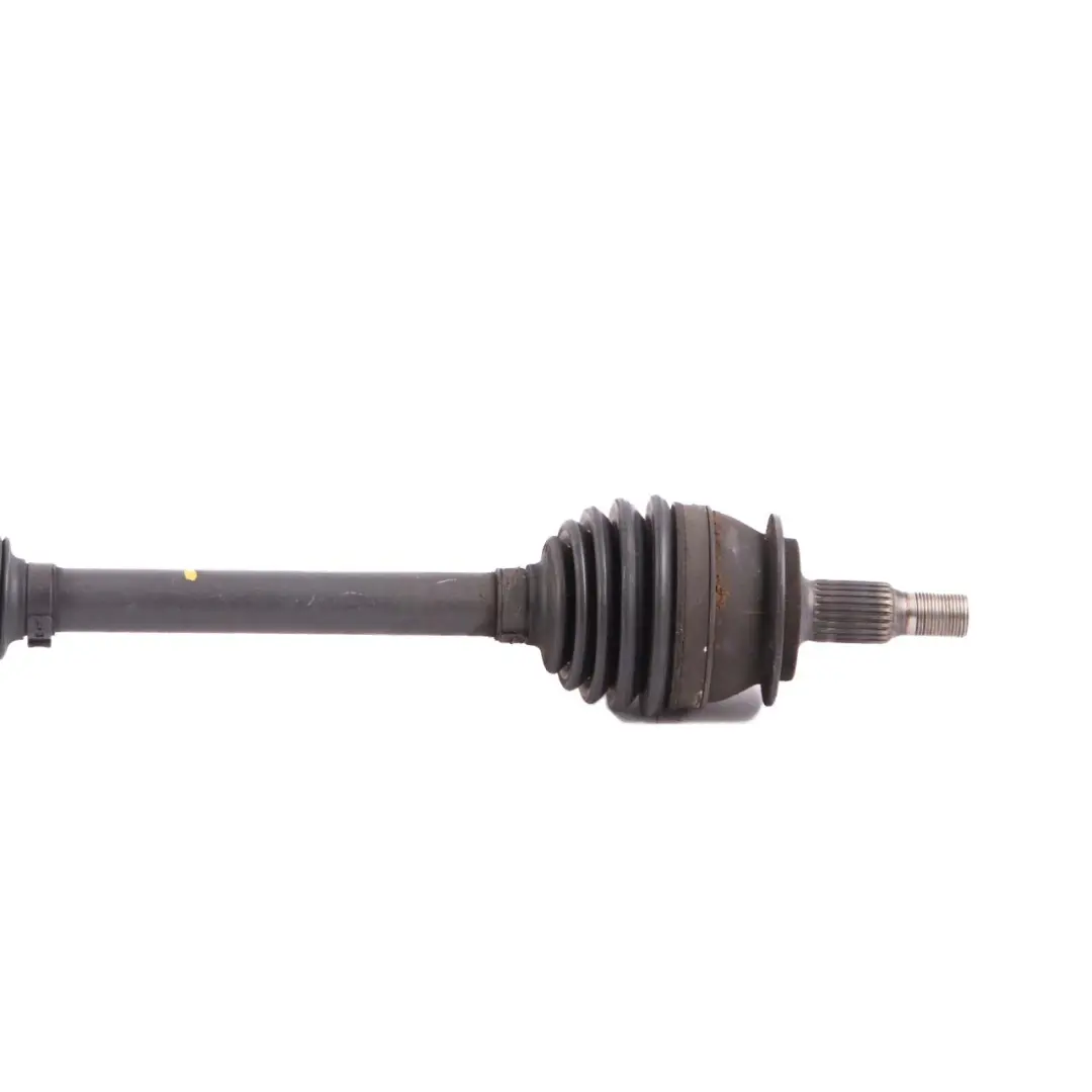 Mercedes W169 M266 OM640 Eje Delantero Derecho O/S Automático - SKU A1693704772 - Número de pieza A1693704772