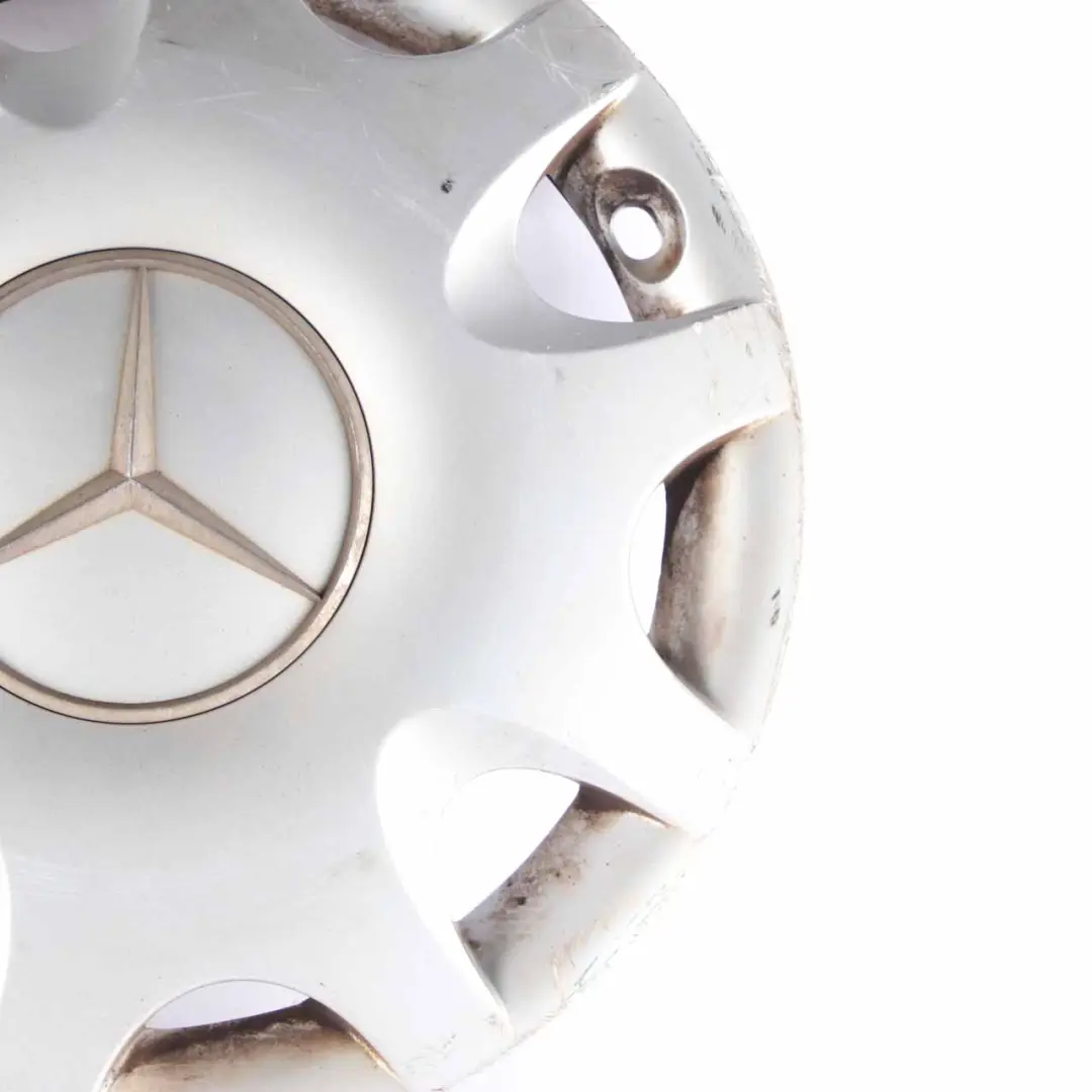 Tapacubos Mercedes W169 Plata Tapacubos Panel 15" para con número de pieza A1694000025 Tapacubos Mercedes W169 Plata Tapacubos Panel 15" - SKU A1694000025-1 - Número de pieza A1694000025