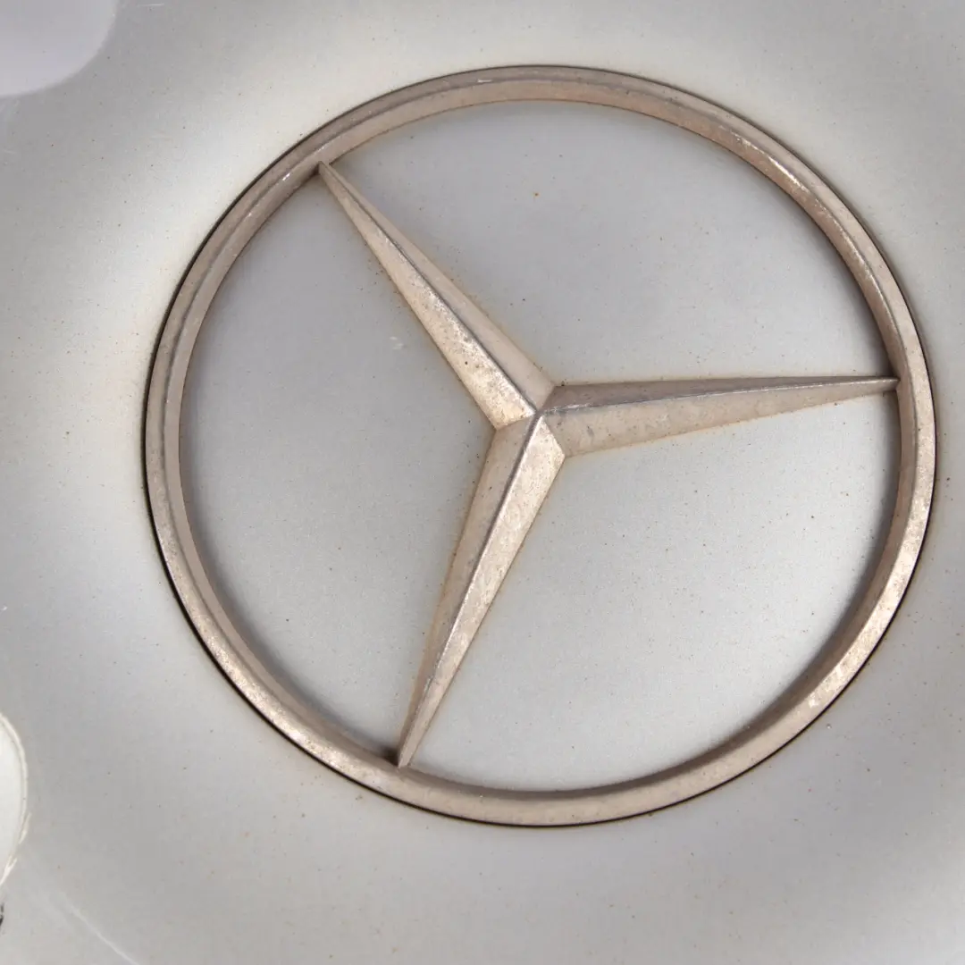 Enjoliveur Roue Argent Enjoliveur Moyeu Panneau Garniture 15" pour Mercedes W169 à propos du numéro de pièce A1694000025 Mercedes W169 Enjoliveur Roue Argent Enjoliveur Moyeu Panneau Garniture 15" - SKU A1694000025-1 - Numéro de pièce A1694000025