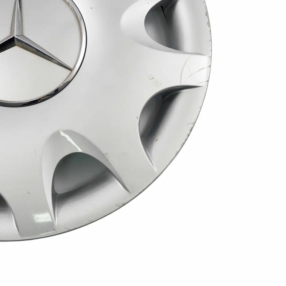Silber Radkappe Blende Radzierblende Abdeckung 15" für Mercedes W169 mit Teilenummer A1694000025 Mercedes W169 Silber Radkappe Blende Radzierblende Abdeckung 15" - SKU A1694000025 - Teilenummer A1694000025