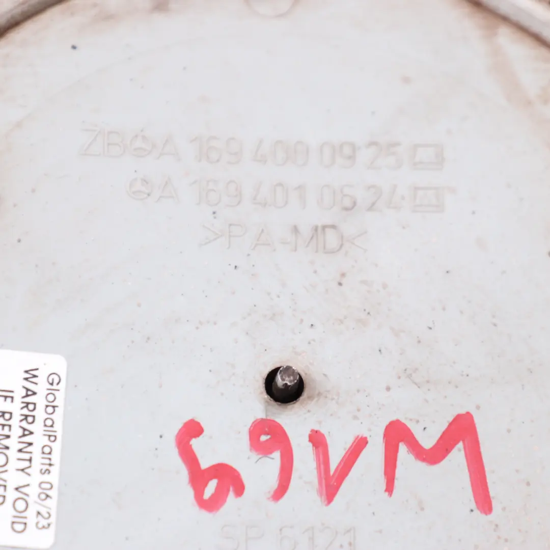 enjoliveur de roue 15'' enjoliveur de moyeu argenté pour Mercedes W169 à propos du numéro de pièce A1694000925 Mercedes W169 enjoliveur de roue 15'' enjoliveur de moyeu argenté - SKU A1694000925 - Numéro de pièce A1694000925