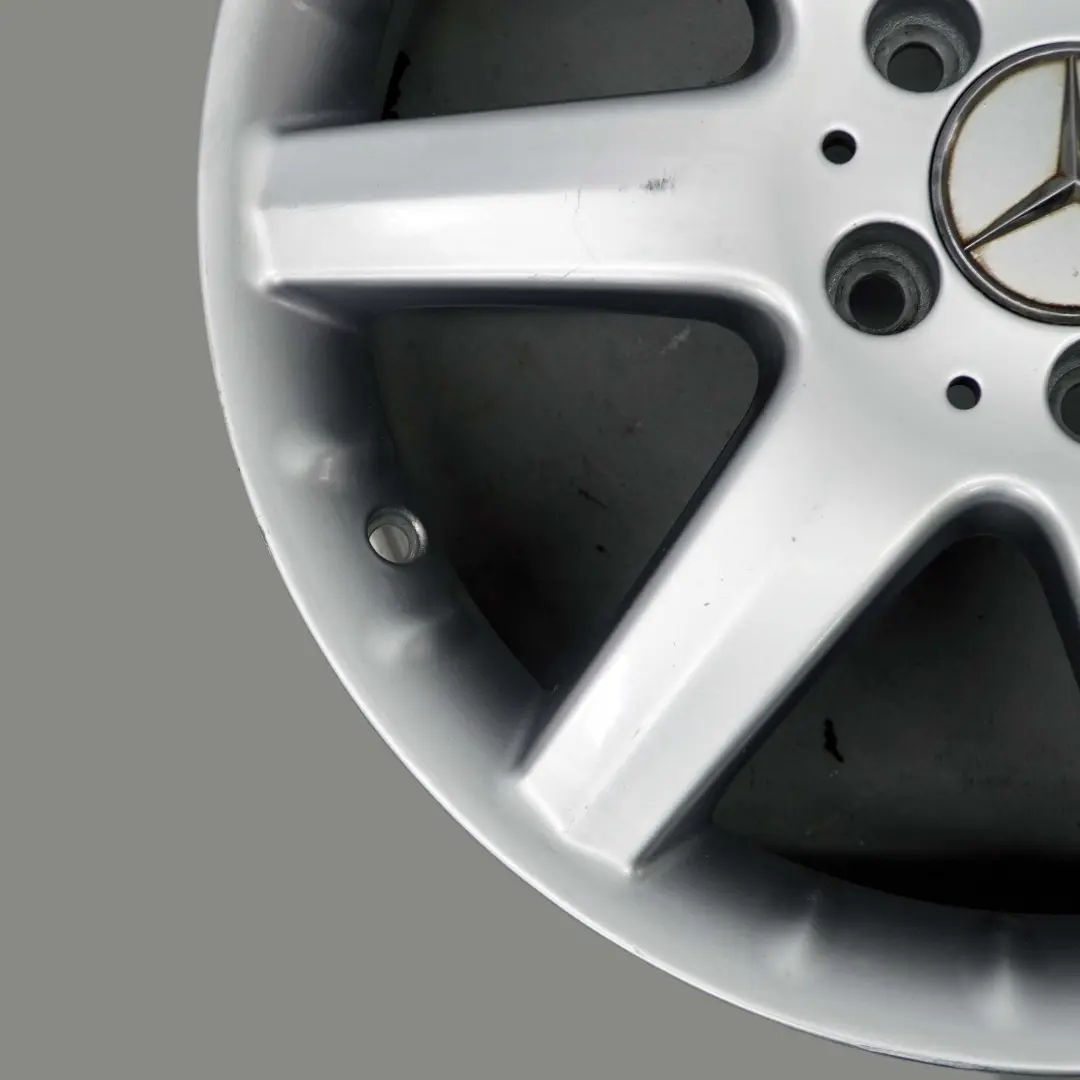 Mercedes-Benz A-Klasse W169 Silber Alufelge Alu Felge 17" ET:54 7J für mit Teilenummer A1694010502 Mercedes-Benz A-Klasse W169 Silber Alufelge Alu Felge 17" ET:54 7J - SKU A1694010502-1 - Teilenummer A1694010502