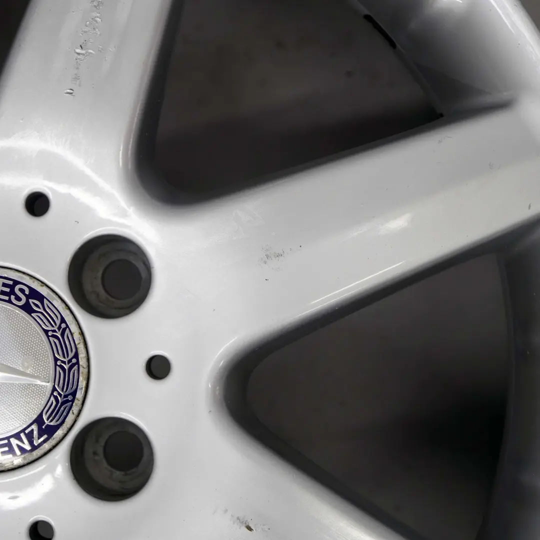 Mercedes-Benz A-Klasse W169 Silber Alufelge Alu Felge 17" ET:54 7J für mit Teilenummer A1694010502 Mercedes-Benz A-Klasse W169 Silber Alufelge Alu Felge 17" ET:54 7J - SKU A1694010502-2 - Teilenummer A1694010502