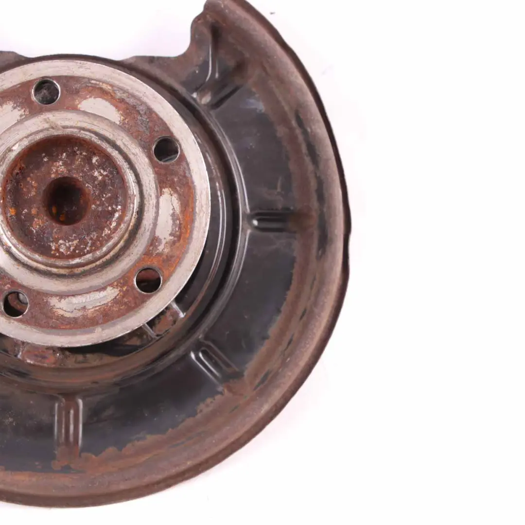 Supporto Mozzo Ruota Freno Posteriore Sinistro per Mercedes W169 W245 con numero di parte A1694230006 Mercedes W169 W245 Supporto Mozzo Ruota Freno Posteriore Sinistro - SKU A1694230006-1 - Numero di parte A1694230006