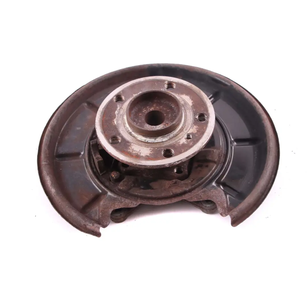 Piasta Mocowanie Koła Prawy Tył do Mercedes W169 W245 o numerze A1694230106 Mercedes W169 W245 Piasta Mocowanie Koła Prawy Tył - SKU A1694230106-1 - Numer Części A1694230106