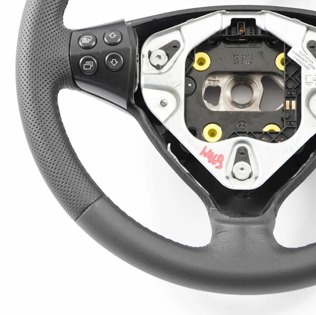 Mercedes W169 NUEVO volante de cuero negro con hilos negros - SKU A1694600503-1 - Número de pieza A1694600503