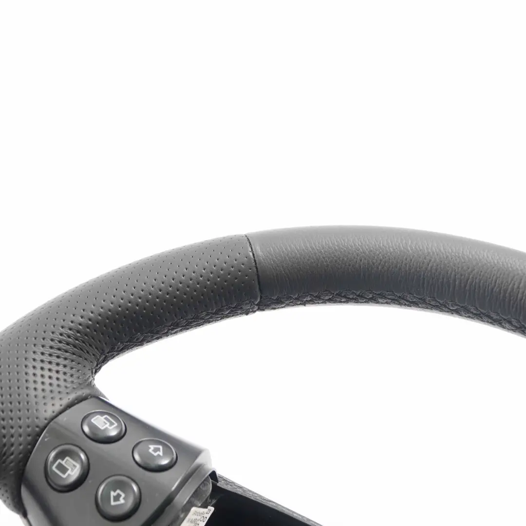 Mercedes W169 NOUVEAU Volant en cuir noir avec filets noirs - SKU A1694600503-2 - Numéro de pièce A1694600503
