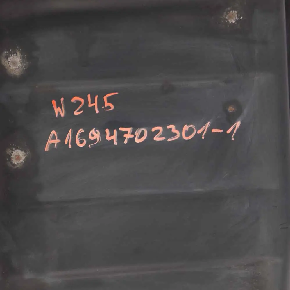 Kraftstofftank Diesel komplett Kraftstoffbehälter 50L für Mercedes W169 W245 mit Teilenummer A1694702301 Mercedes W169 W245 Kraftstofftank Diesel komplett Kraftstoffbehälter 50L - SKU A1694702301-1 - Teilenummer A1694702301