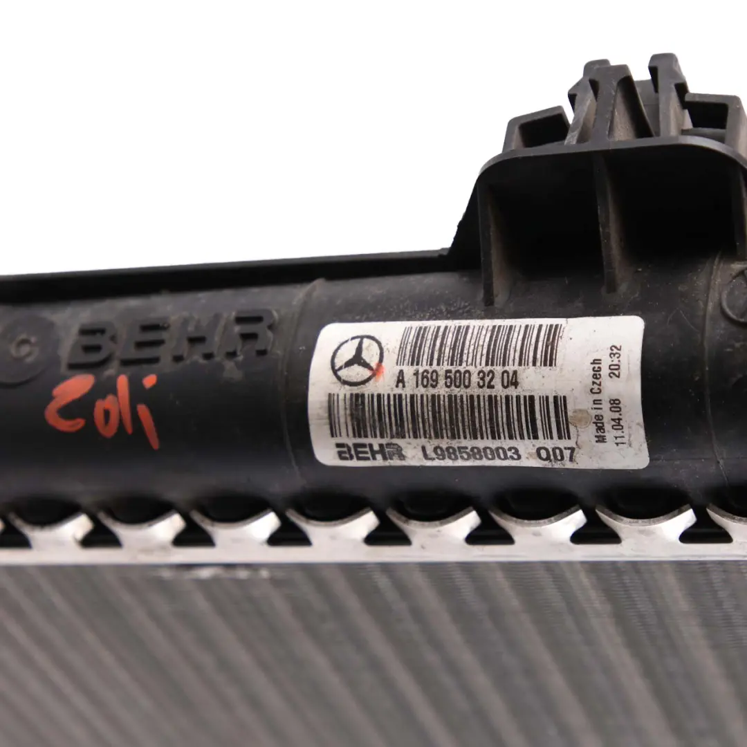 Radiatore raffreddamento aria motore per Mercedes W169 W245 con numero di parte A1695000003 Mercedes W169 W245 Radiatore raffreddamento aria motore - SKU A1695000003 - Numero di parte A1695000003