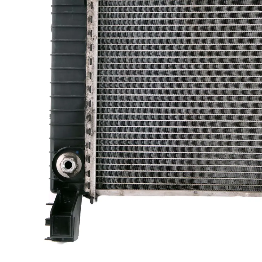 OM640 Refrigeración Por Agua Radiador para Mercedes W169 W245 con número de pieza A1695001803 Mercedes W169 W245 OM640 Refrigeración Por Agua Radiador - SKU A1695001803 - Número de pieza A1695001803