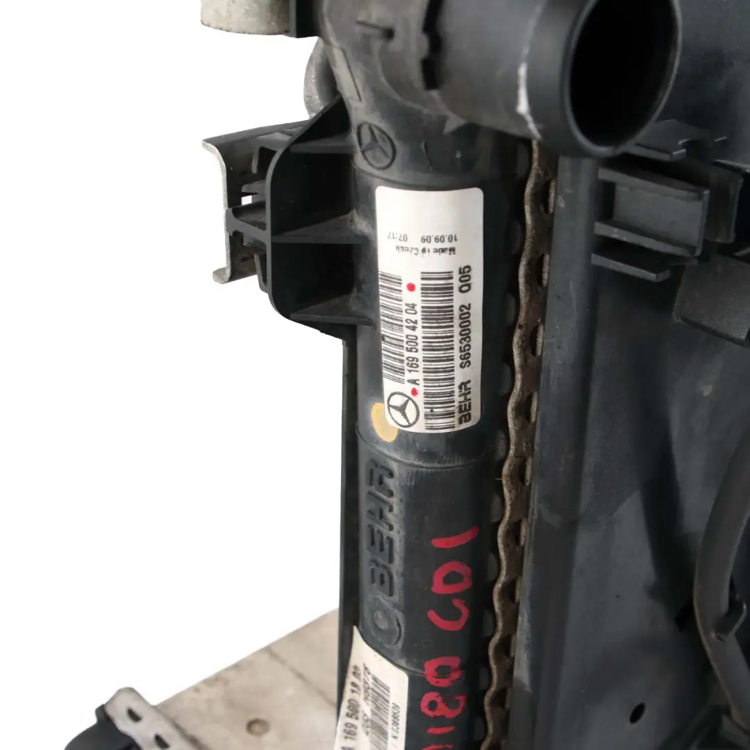 Mercedes-Benz W169 A180 CDI Complete Set Engine Radiator Fan Pack with Housing to with Part number A1695004204 Mercedes-Benz W169 A180 CDI Complete Set Engine Radiator Fan Pack with Housing - SKU A1695004204 - Part number A1695004204