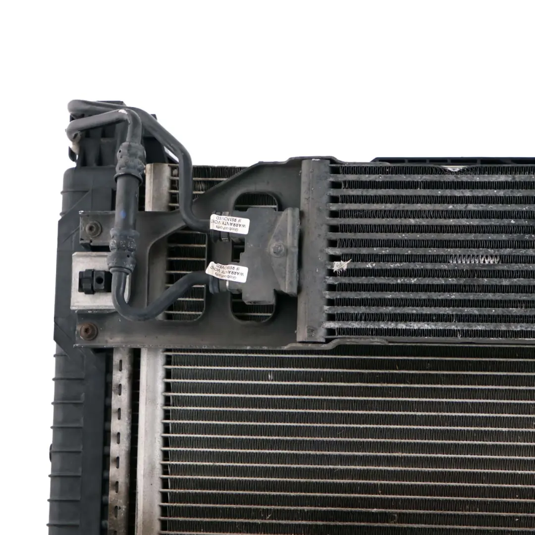 Mercedes-Benz W169 A180 CDI Complete Set Engine Radiator Fan Pack with Housing to with Part number A1695004204 Mercedes-Benz W169 A180 CDI Complete Set Engine Radiator Fan Pack with Housing - SKU A1695004204 - Part number A1695004204