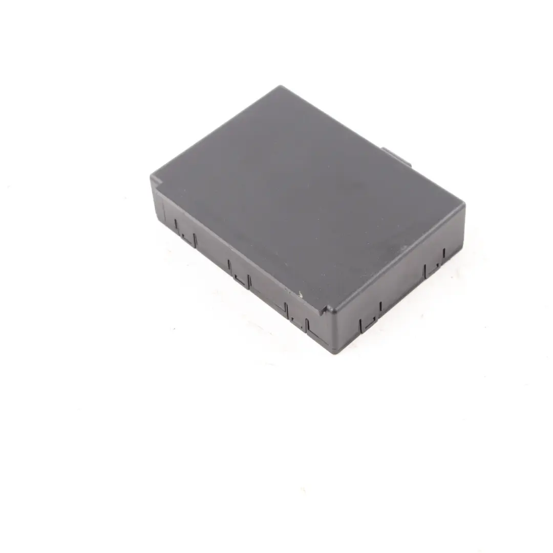 Mercedes W169 W245 Central Gateway Control Unit Module ECU - SKU A1695403945-1 - Part number A1695403945