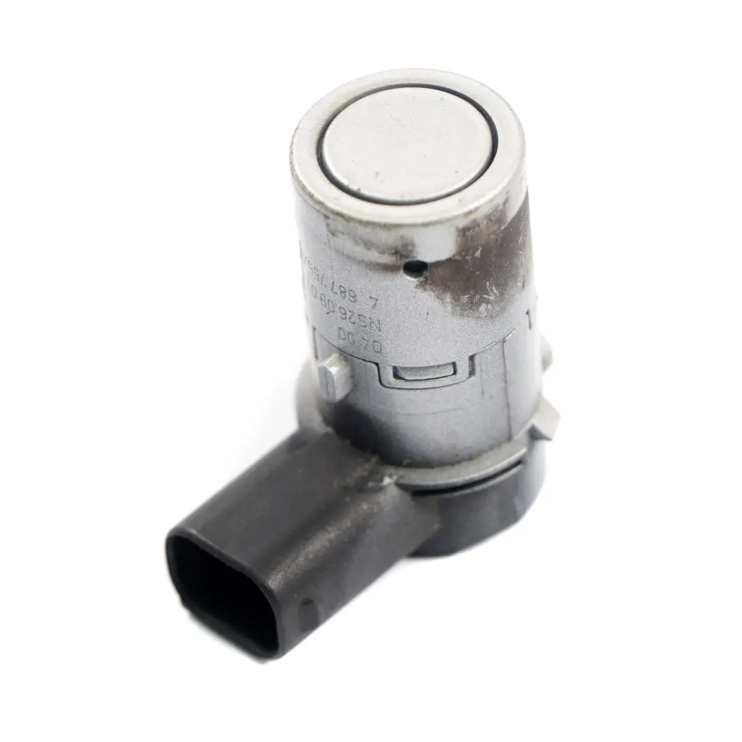 Czujnik Parkowania PDC Srebrny Polar Silver do Mercedes W169 o numerze A1695420018 Mercedes W169 Czujnik Parkowania PDC Srebrny Polar Silver - SKU A1695420018-PS - Numer Części A1695420018