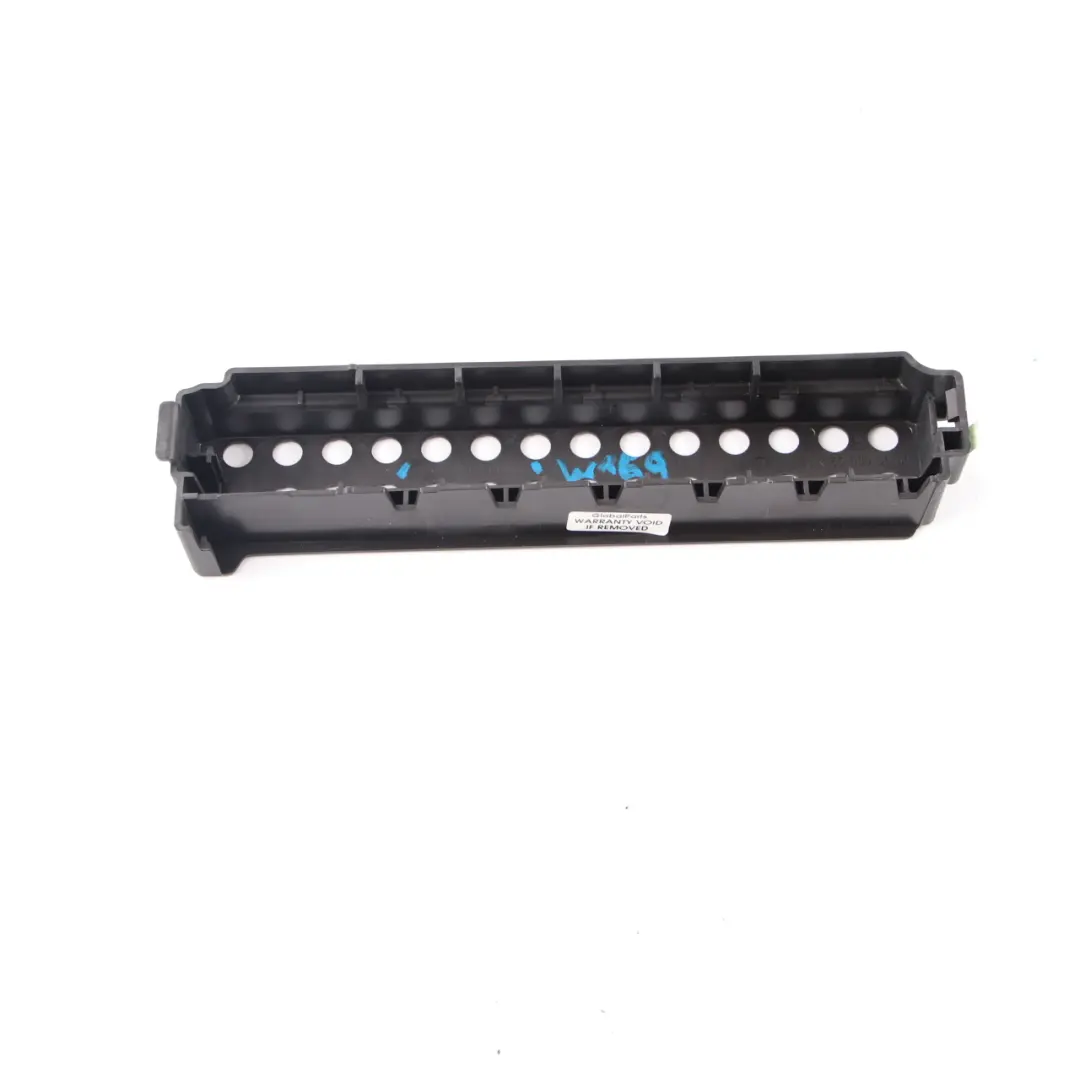 Mercedes W169 Scatola dei fusibili Pannello di rivestimento - SKU A1695450003 - Numero di parte A1695450003