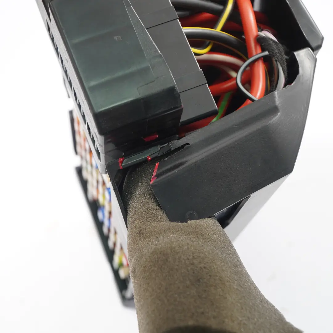 Fuse Box Mercedes W169 W245 Electrical Relay Control Module Unit A1695451740 to with Part number A1695451940 Fuse Box Mercedes W169 W245 Electrical Relay Control Module Unit A1695451740 - SKU A1695451940-1 - Part number A1695451940