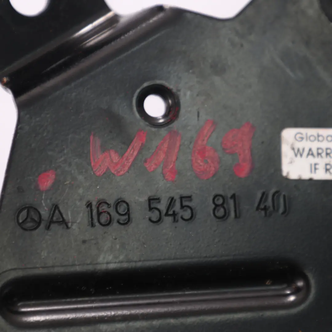 Control Staffa Supporto Supporto Copertura per Mercedes W169 W245 Relay con numero di parte A1695458140 Mercedes W169 W245 Relay Control Staffa Supporto Supporto Copertura - SKU A1695458140 - Numero di parte A1695458140