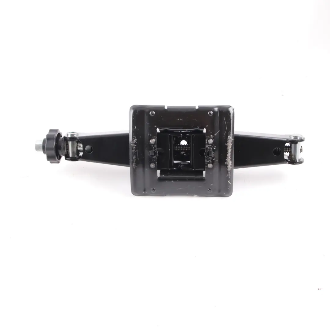 Martinetto di sollevamento per Mercedes W169 W245 W204 con numero di parte A1695800018 Mercedes W169 W245 W204 Martinetto di sollevamento - SKU A1695800018 - Numero di parte A1695800018