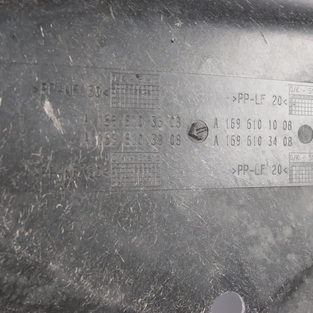 Rueda de repuesto Panel de cribado Cubierta Bien para Mercedes W169 W245 con número de pieza A1696103608 Mercedes W169 W245 Rueda de repuesto Panel de cribado Cubierta Bien - SKU A1696103608 - Número de pieza A1696103608