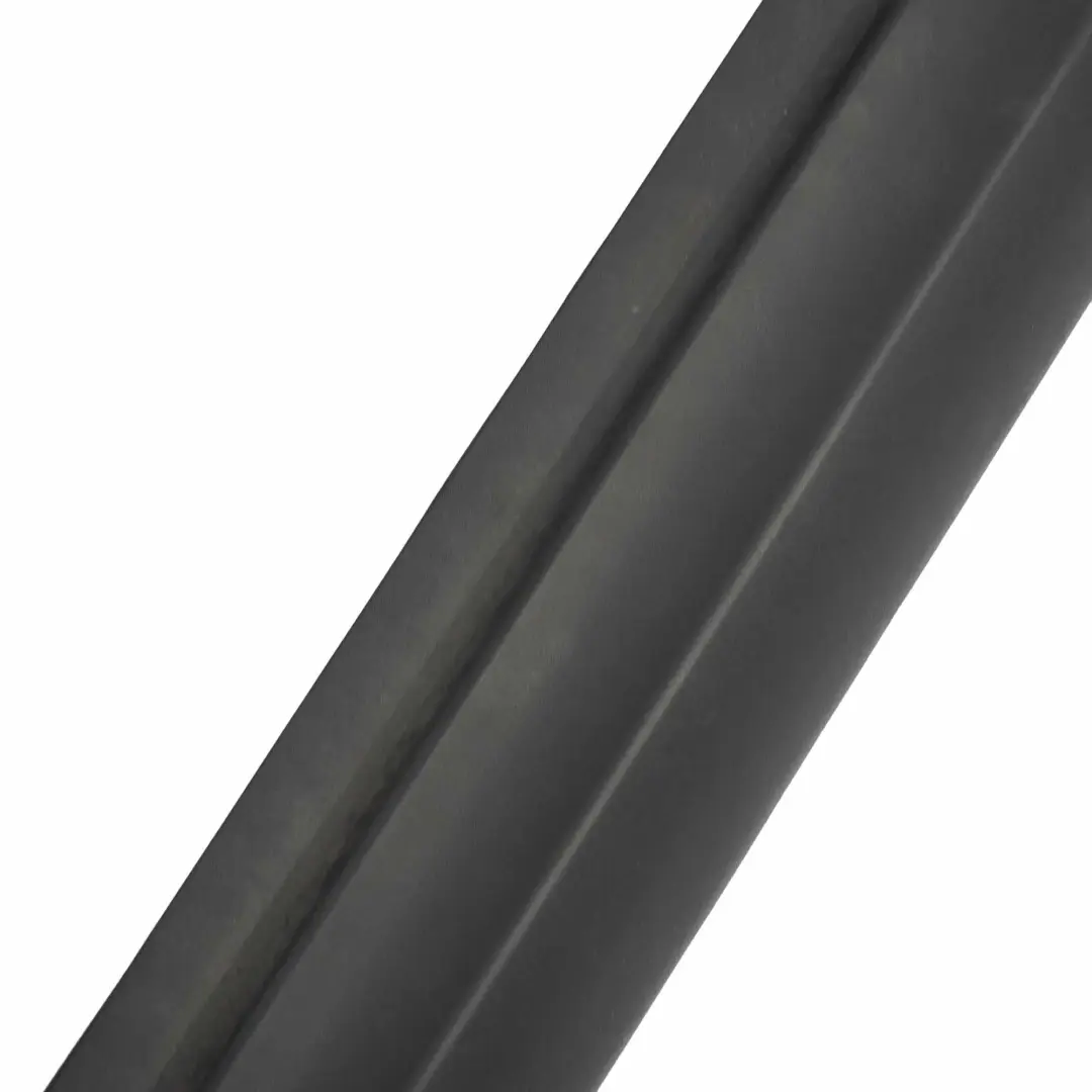 Soglie delle porte copertura laterale gonna sinistra A1696101408 per Mercedes W169 con numero di parte A1696110108 Mercedes W169 Soglie delle porte copertura laterale gonna sinistra A1696101408 - SKU A1696110108 - Numero di parte A1696110108