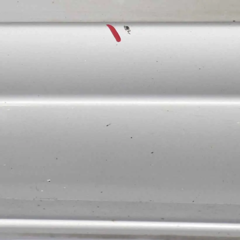 Coperchio soglia porta gonna laterale sinistra Polar Argento - 761 per Mercedes W169 con numero di parte A1696110308 Mercedes W169 Coperchio soglia porta gonna laterale sinistra Polar Argento - 761 - SKU A1696110308-PLS2 - Numero di parte A1696110308