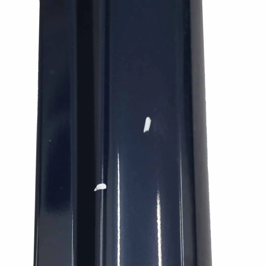 Cubre umbral de puerta izquierdo Atoll Blue Metallic - 375 para Mercedes W245 con número de pieza A1696111508 Mercedes W245 Cubre umbral de puerta izquierdo Atoll Blue Metallic - 375 - SKU A1696111508-AB - Número de pieza A1696111508