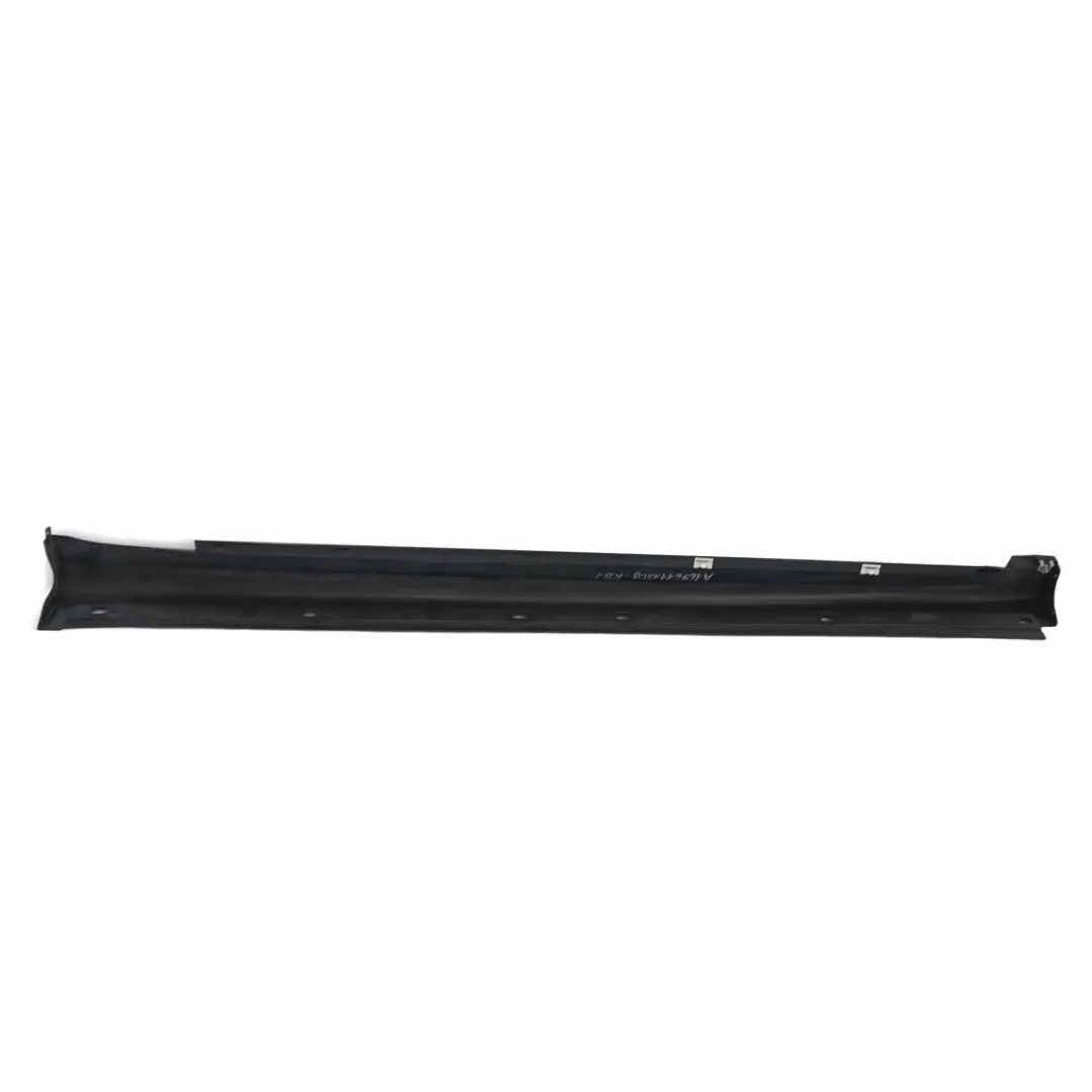 Mercedes W245 Faldón lateral Cubre puerta Izquierdo Negro Cósmico Metalizado 191 - SKU A1696111508-KB1 - Número de pieza A1696111508