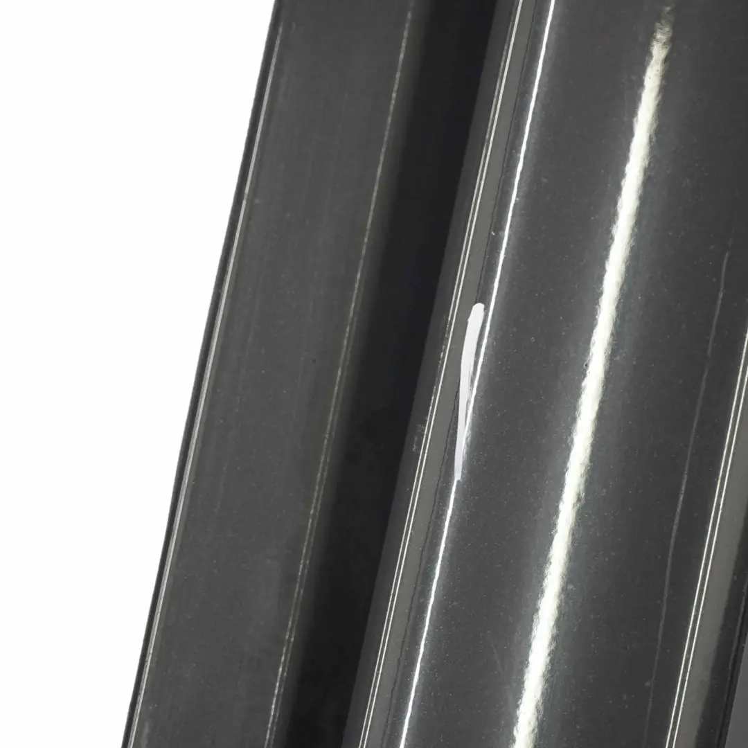 Mercedes W245 jupe latérale couvre seuil porte droite Cosmic Noir Metallic - 191 - SKU A1696111608-KB4 - Numéro de pièce A1696111608