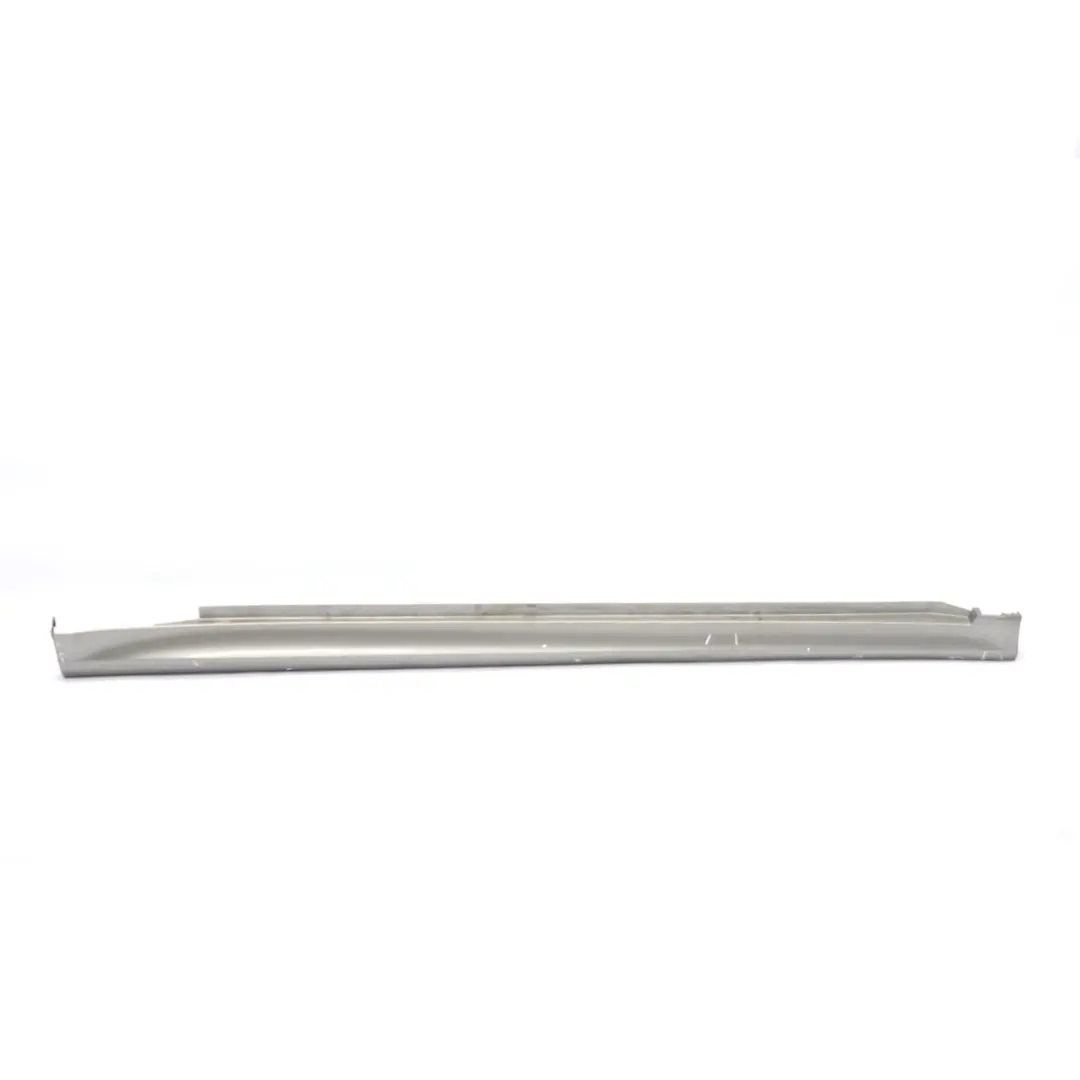 Mercedes W245 Faldón lateral Tapa umbral puerta Derecha Gris Cometa - 748 - SKU A1696111608-KMG1 - Número de pieza A1696111608