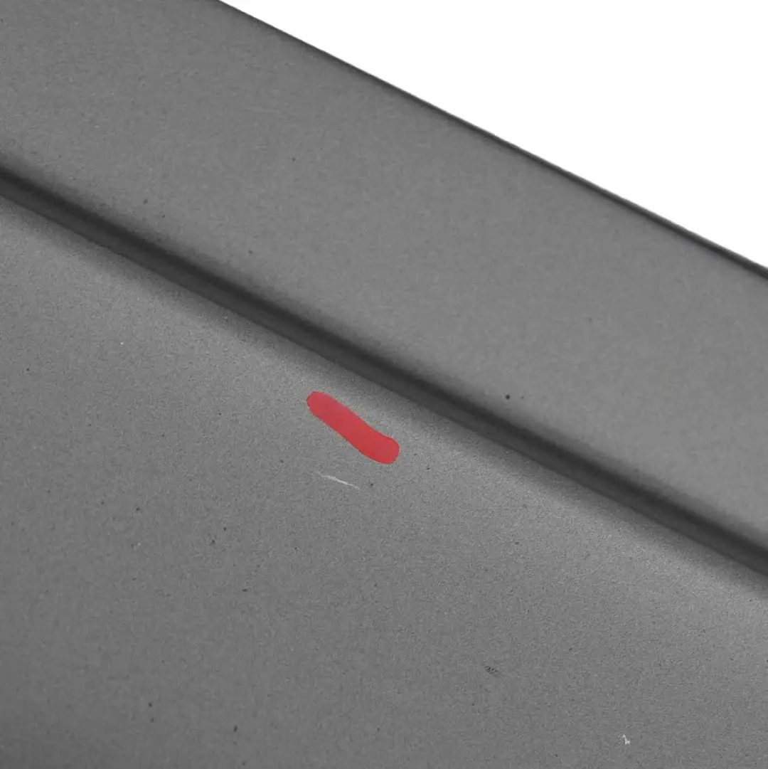 Seitenschwellerabdeckung rechts Mountain Grau Metallic - 787 für Mercedes W245 mit Teilenummer A1696111608 Mercedes W245 Seitenschwellerabdeckung rechts Mountain Grau Metallic - 787 - SKU A1696111608-MG1 - Teilenummer A1696111608