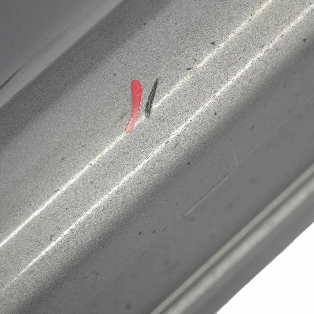 Seitenschwellerabdeckung rechts Mountain Grau Metallic - 787 für Mercedes W245 mit Teilenummer A1696111608 Mercedes W245 Seitenschwellerabdeckung rechts Mountain Grau Metallic - 787 - SKU A1696111608-MG1 - Teilenummer A1696111608