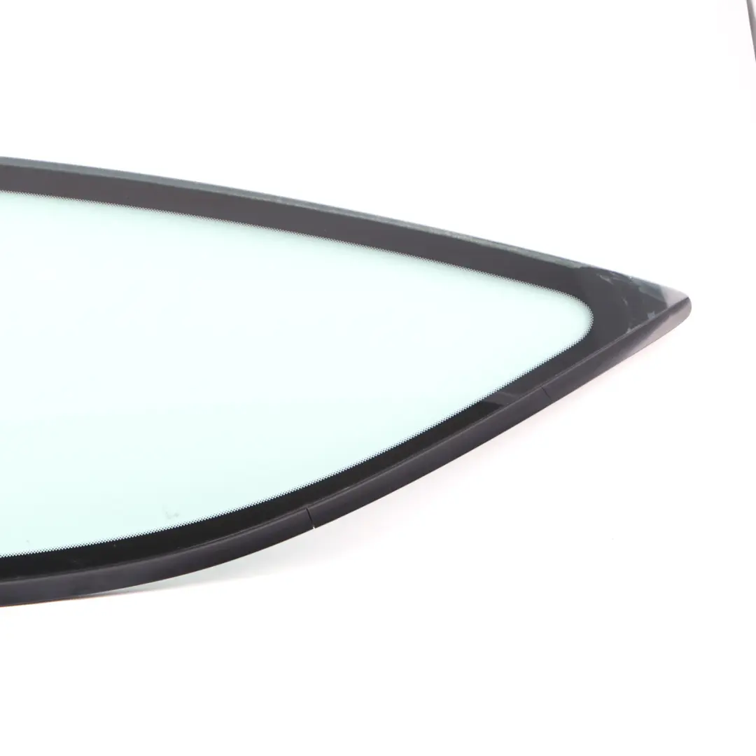 Ventana lateral trasera izquierda Vidrio AS2 para Mercedes W169 Coupe con número de pieza A1696700712 Mercedes W169 Coupe Ventana lateral trasera izquierda Vidrio AS2 - SKU A1696700712 - Número de pieza A1696700712