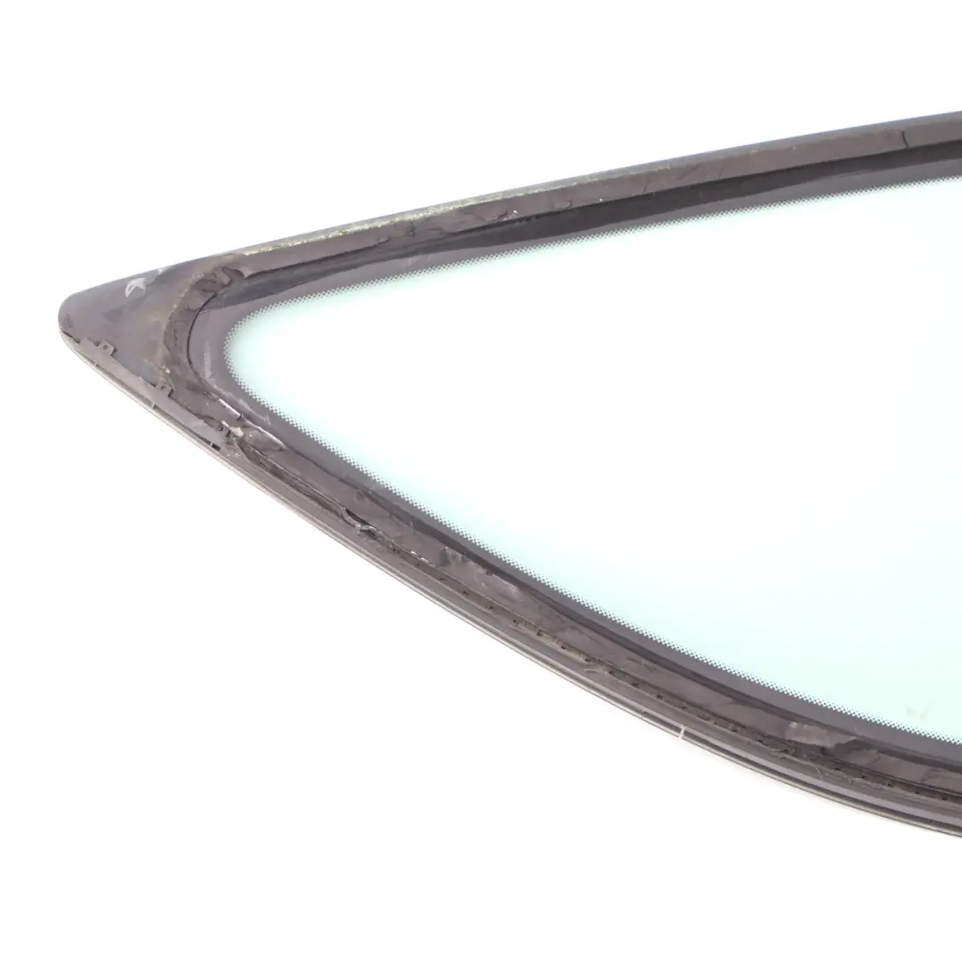 Ventana lateral trasera izquierda Vidrio AS2 para Mercedes W169 Coupe con número de pieza A1696700712 Mercedes W169 Coupe Ventana lateral trasera izquierda Vidrio AS2 - SKU A1696700712 - Número de pieza A1696700712