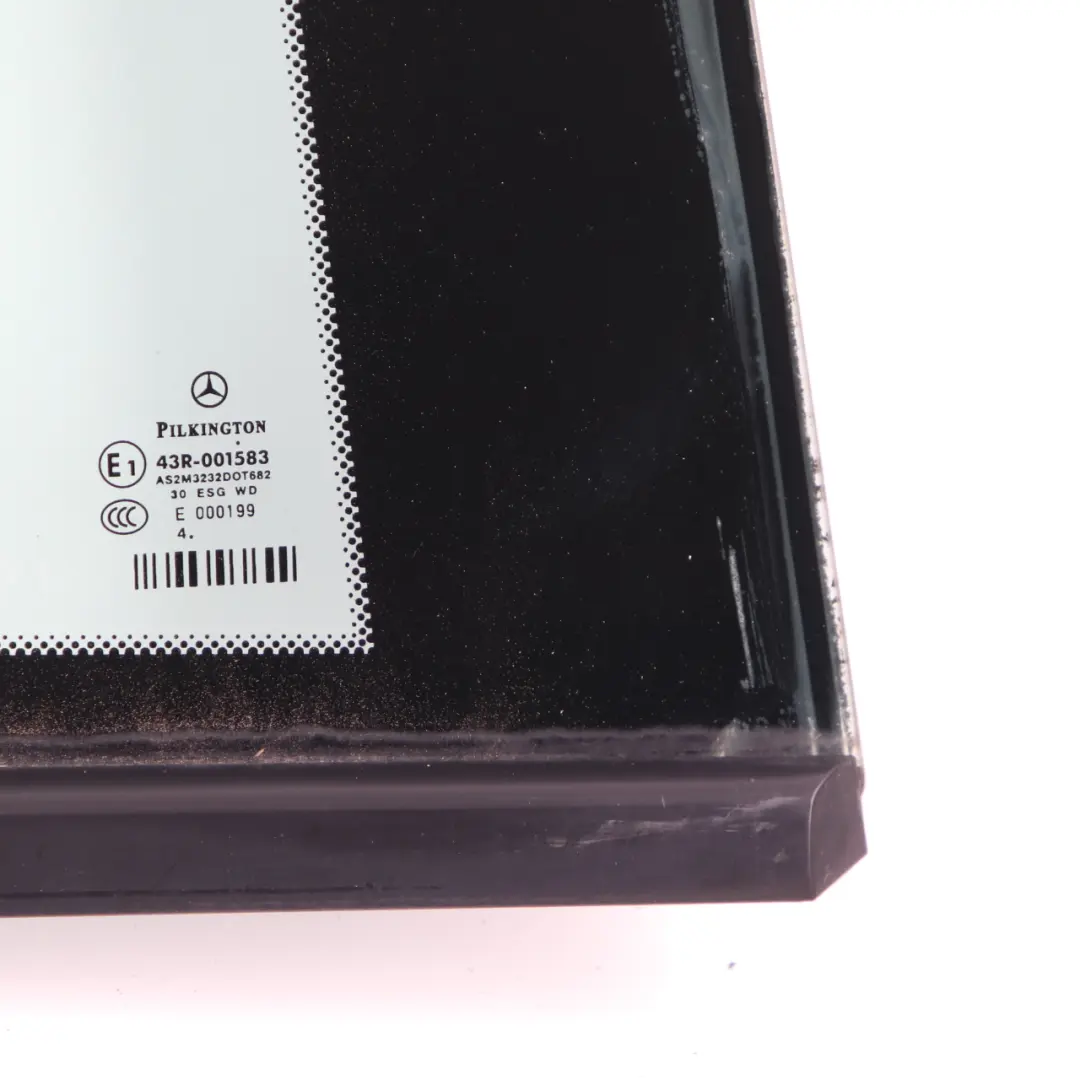 Viertel Seitenscheibe Hinten Rechts Glas AS2 für Mercedes W169 Coupe mit Teilenummer A1696700812 Mercedes W169 Coupe Viertel Seitenscheibe Hinten Rechts Glas AS2 - SKU A1696700812 - Teilenummer A1696700812