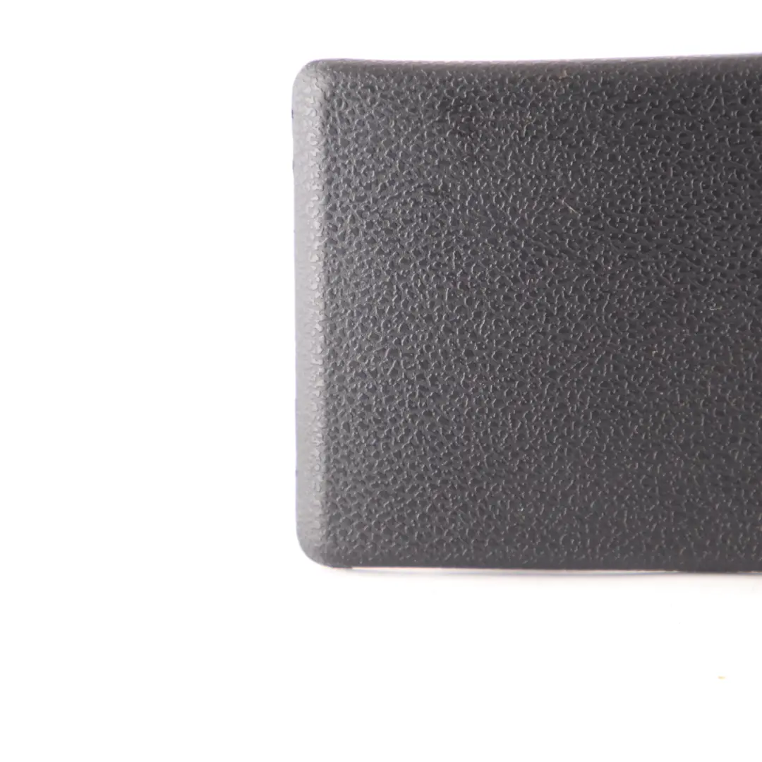 Mercedes W169 W245 Consola Central Tapa Reposabrazos Panel Negro - SKU A1696800135 - Número de pieza A1696800135