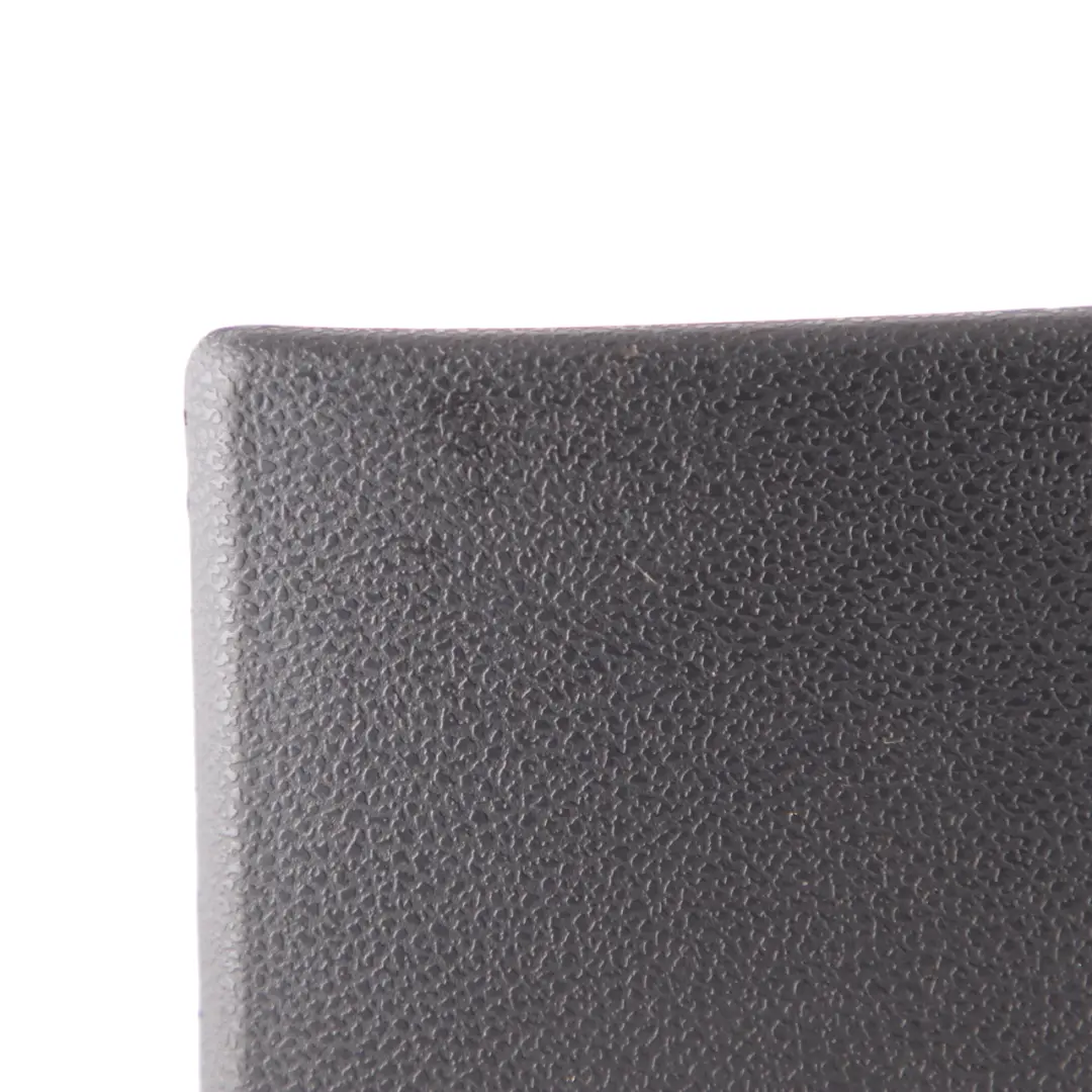 Consola Central Tapa Reposabrazos Panel Negro para Mercedes W169 W245 con número de pieza A1696800135 Mercedes W169 W245 Consola Central Tapa Reposabrazos Panel Negro - SKU A1696800135 - Número de pieza A1696800135