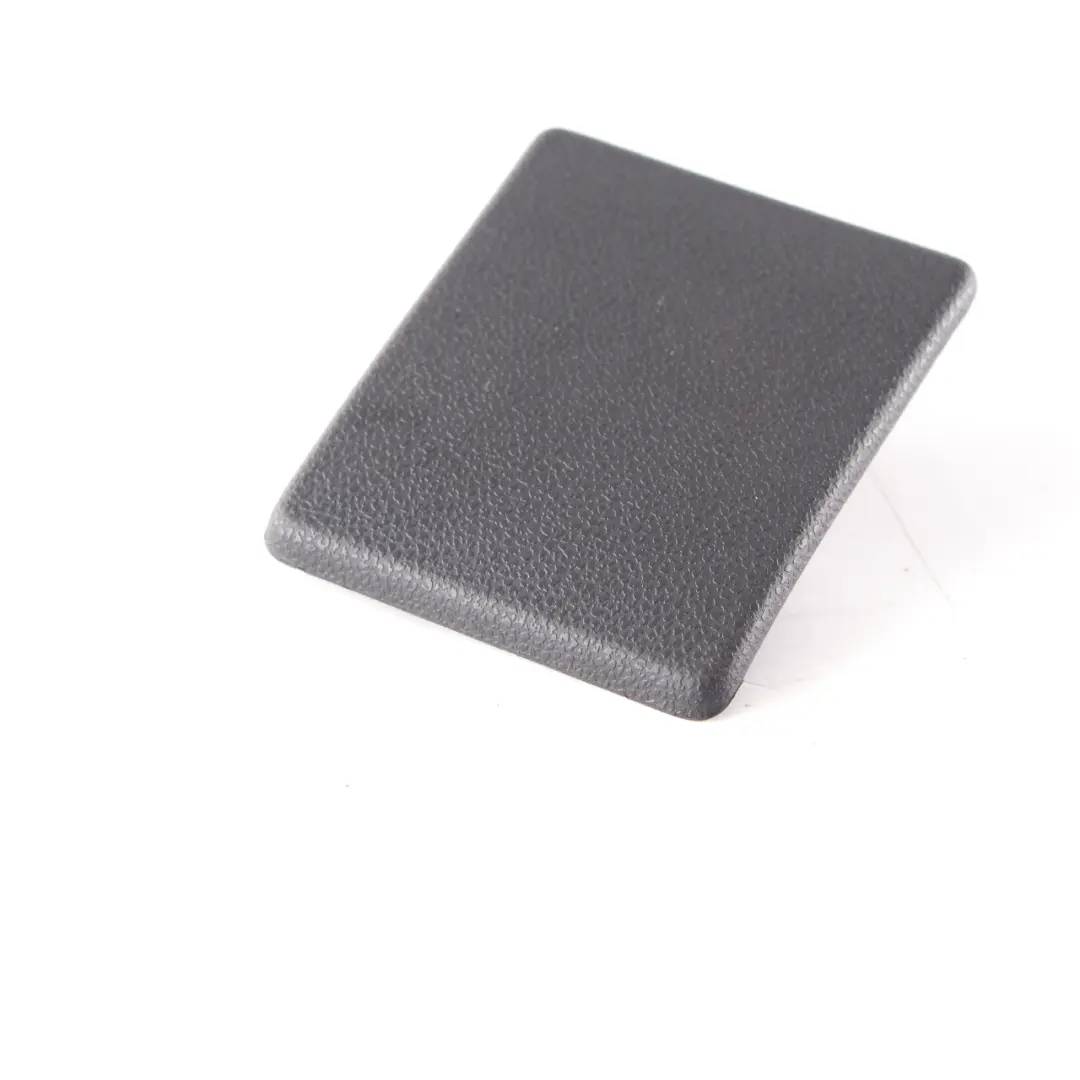 Consola Central Tapa Reposabrazos Panel Negro para Mercedes W169 W245 con número de pieza A1696800135 Mercedes W169 W245 Consola Central Tapa Reposabrazos Panel Negro - SKU A1696800135 - Número de pieza A1696800135