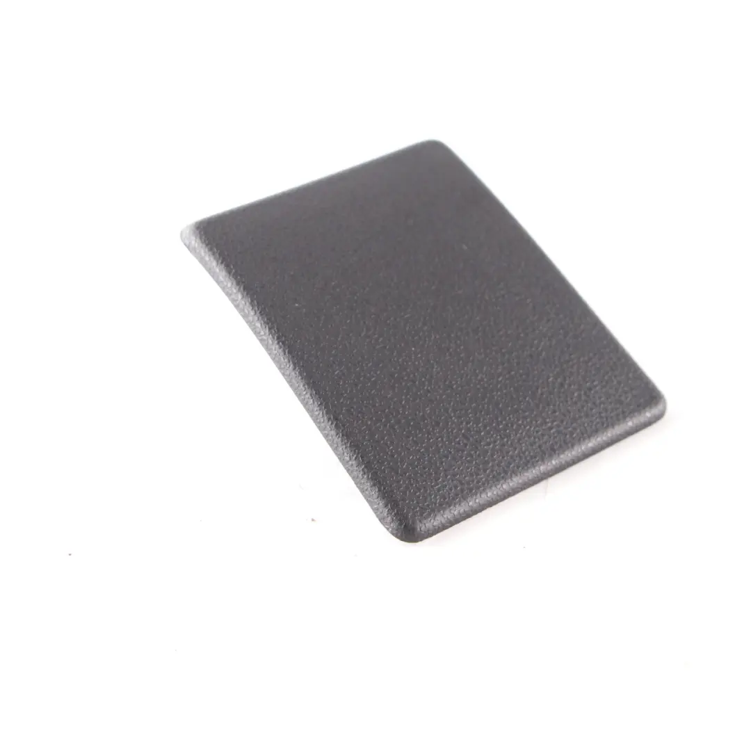 Consola Central Tapa Reposabrazos Panel Negro para Mercedes W169 W245 con número de pieza A1696800135 Mercedes W169 W245 Consola Central Tapa Reposabrazos Panel Negro - SKU A1696800135 - Número de pieza A1696800135