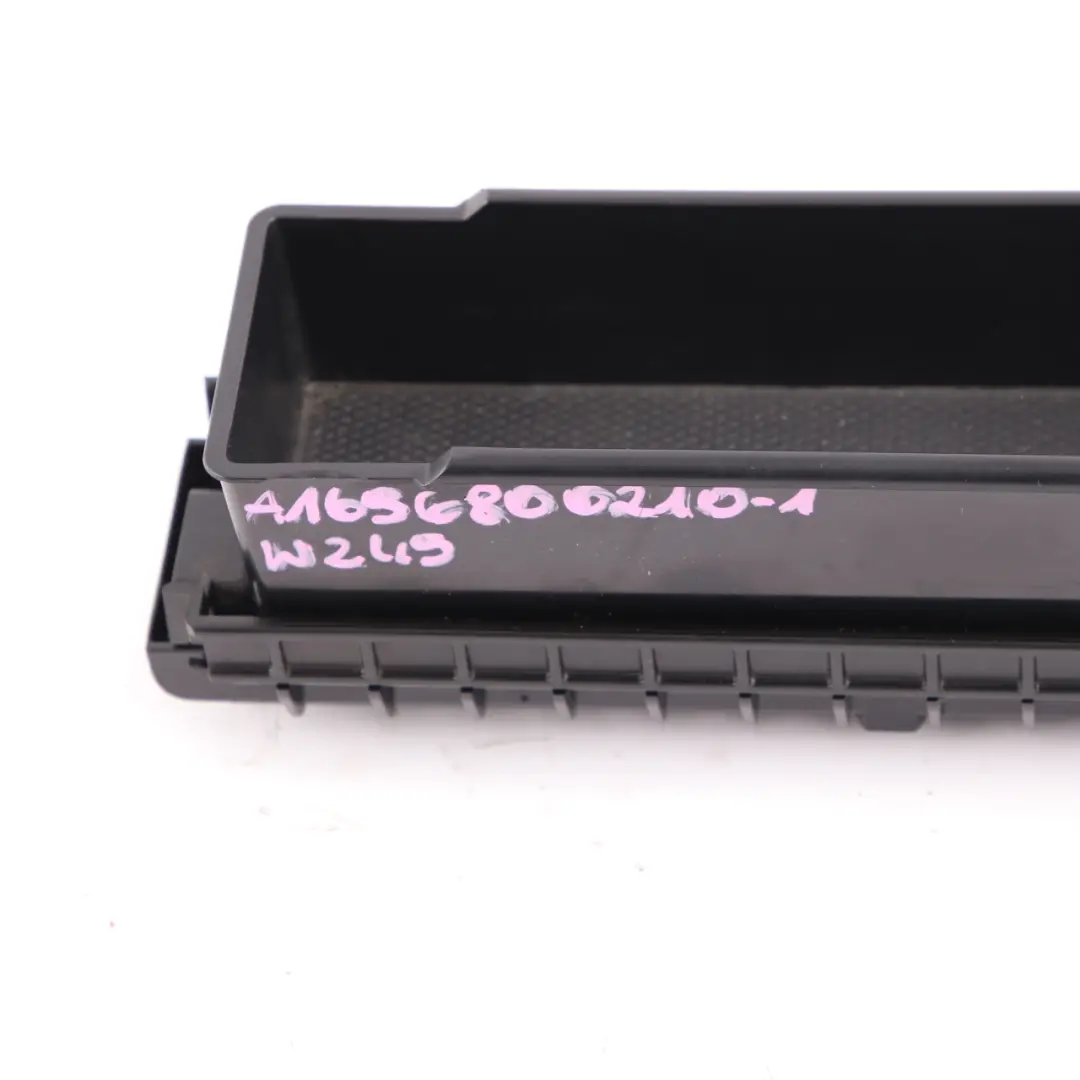 Bracciolo Telefono Inserto Porta Console Vassoio per Mercedes W169 W245 con numero di parte A1696800210 Mercedes W169 W245 Bracciolo Telefono Inserto Porta Console Vassoio - SKU A1696800210-1 - Numero di parte A1696800210
