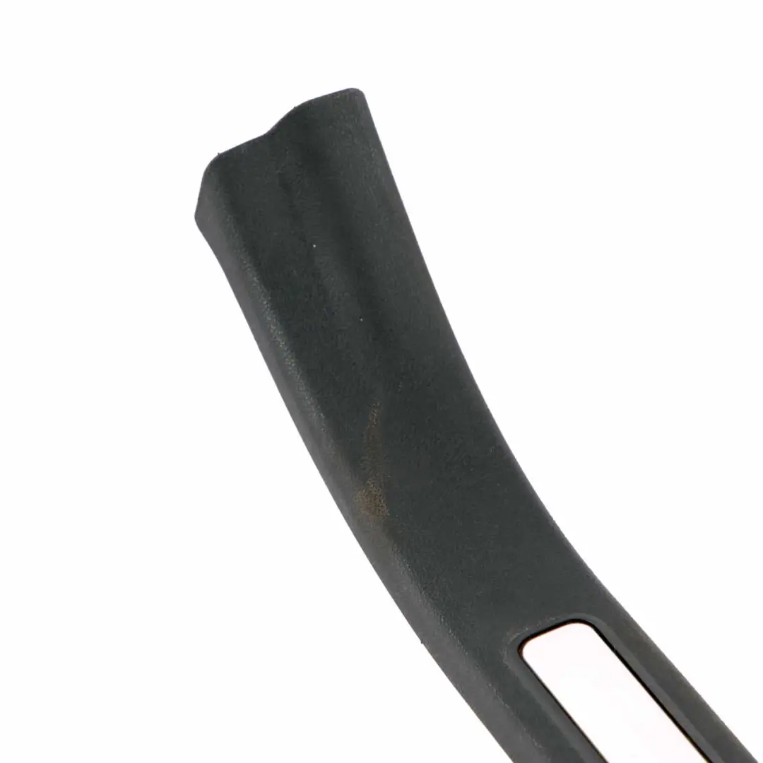 Soglie porta Pannello copertura gradino posteriore sinistro per Mercedes W169 con numero di parte A1696800974 Mercedes W169 Soglie porta Pannello copertura gradino posteriore sinistro - SKU A1696800974 - Numero di parte A1696800974