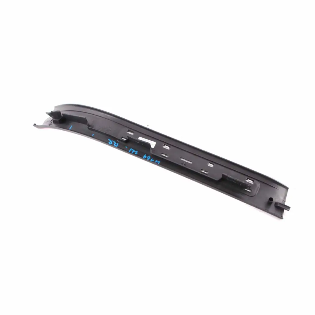 Mercedes W169 Listwa Progu Prawy Tył - SKU A1696801074 - Numer Części A1696801074