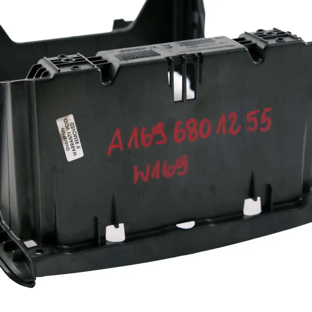 Pannello copertura Telaio Trim Centro Console Cruscoto per Mercedes W169 con numero di parte A1696801255 Mercedes W169 Pannello copertura Telaio Trim Centro Console Cruscoto - SKU A1696801255 - Numero di parte A1696801255