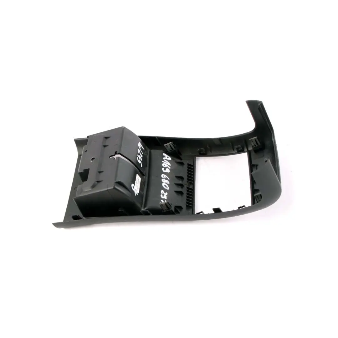 Consola Central Salpicadero Tapa Panel Embellecedor para Mercedes W245 con número de pieza A1696802939 Mercedes W245 Consola Central Salpicadero Tapa Panel Embellecedor - SKU A1696802939 - Número de pieza A1696802939