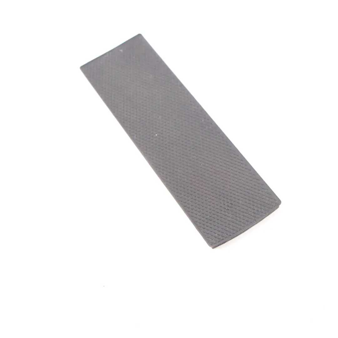 Consola Central Bandeja Mat Insertar Caucho A1696800950 para Mercedes W169 con número de pieza A1696830094 Mercedes W169 Consola Central Bandeja Mat Insertar Caucho A1696800950 - SKU A1696830094 - Número de pieza A1696830094