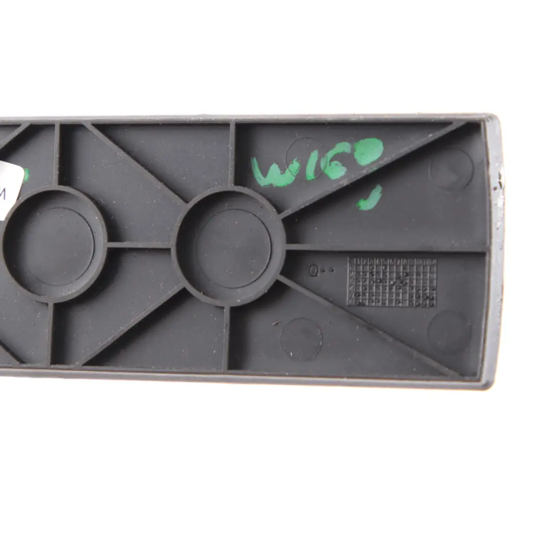Mercedes W169 Console centrale Vaschetta portaoggetti in gomma A1696800950 - SKU A1696830094 - Numero di parte A1696830094