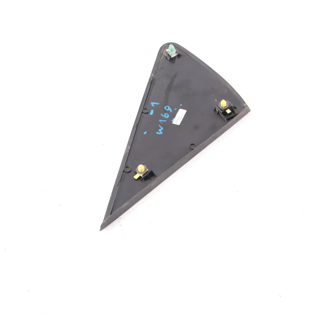 A-Klasse W169 Verkleidung Spiegeldreieck Links Schwarz für Mercedes mit Teilenummer A1696900187 Mercedes A-Klasse W169 Verkleidung Spiegeldreieck Links Schwarz - SKU A1696900187-1 - Teilenummer A1696900187