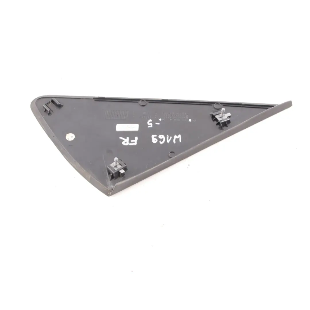 Couvercle d'aile Panneau droit Black Elegance pour Mercedes W169 à propos du numéro de pièce A1696900287 Mercedes W169 Couvercle d'aile Panneau droit Black Elegance - SKU A1696900287-5 - Numéro de pièce A1696900287