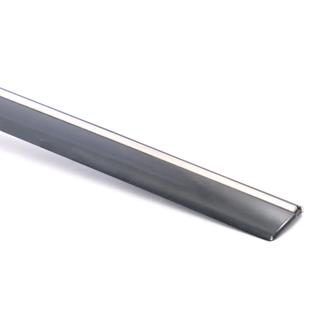 Modanatura porta Striscia anteriore sinistra Nero Tropicale - 160 per Mercedes W169 con numero di parte A1696900362 Mercedes W169 Modanatura porta Striscia anteriore sinistra Nero Tropicale - 160 - SKU A1696900362-TBL - Numero di parte A1696900362